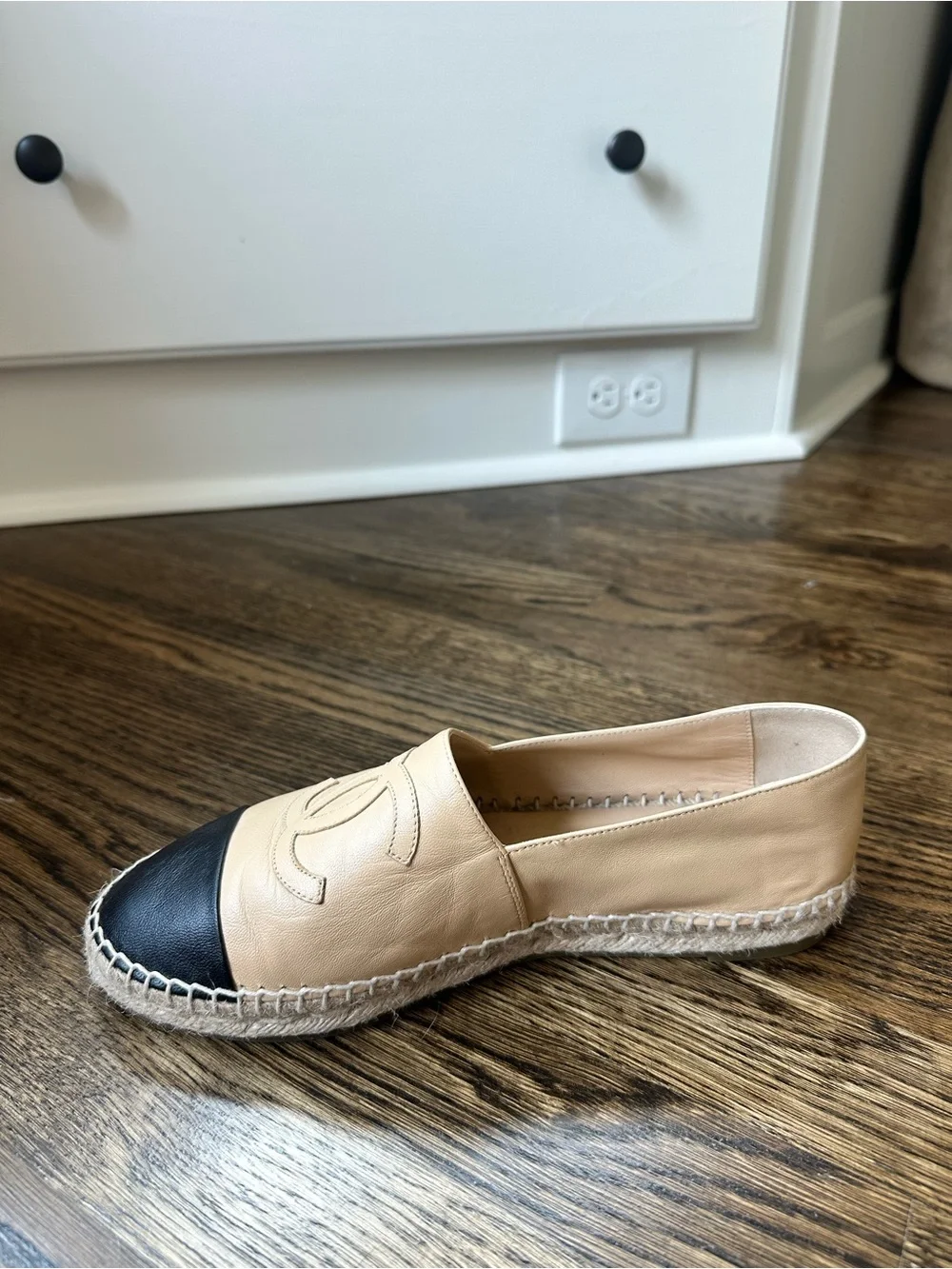 CHANEL Beige and Black Leather Espadrille Flats, size 39